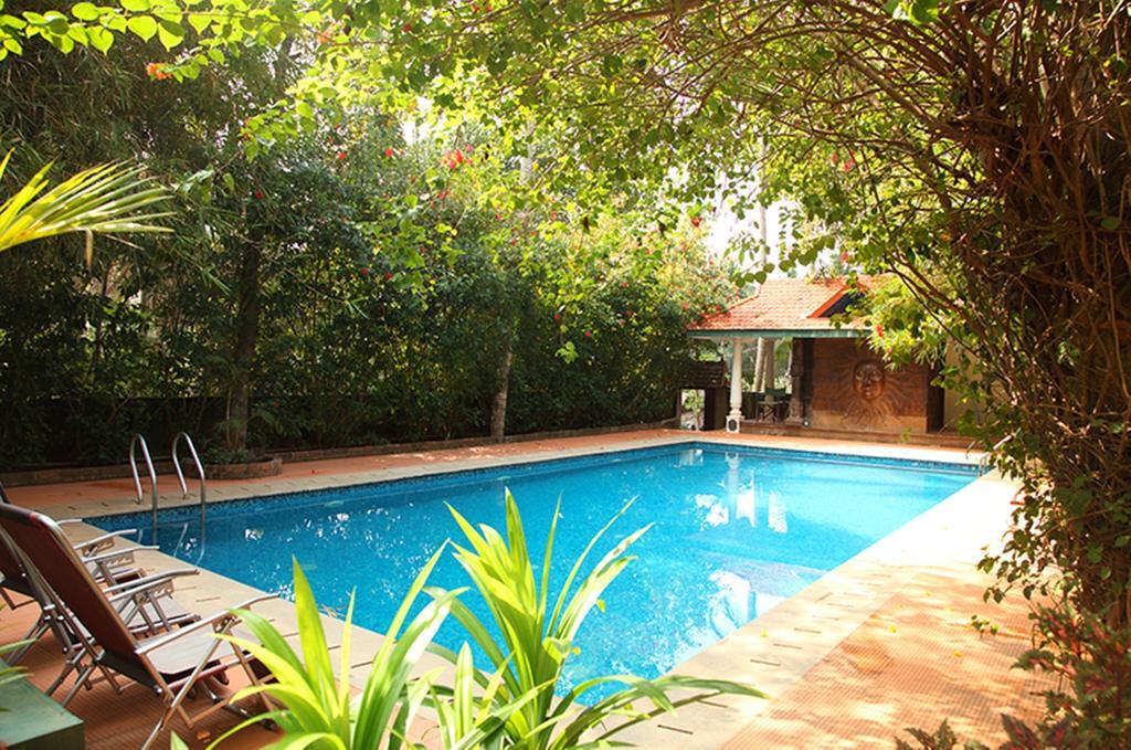 Amrutham Ayurvedic Village Resort Ковалам Екстериор снимка