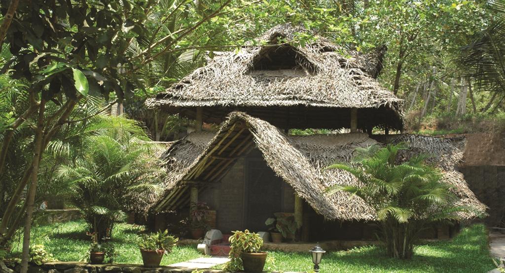 Amrutham Ayurvedic Village Resort Ковалам Екстериор снимка